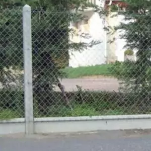 Poteaux Béton ILLIGIS pour Grillage avec soubassement